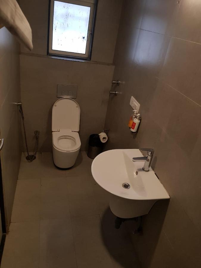 Hotel Unicontinental Bombay Extérieur photo
