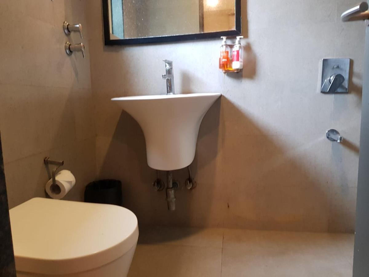 Hotel Unicontinental Bombay Extérieur photo